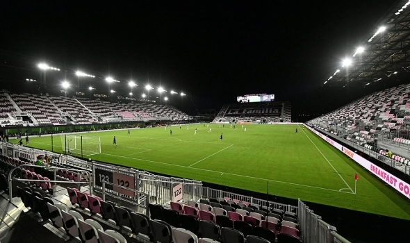 LED perimeters and giant screens at DRV PNK Stadium
